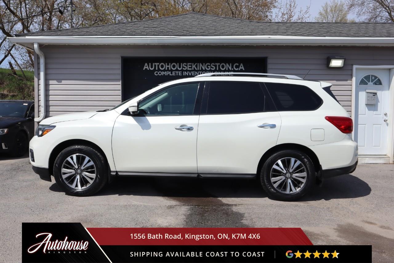 2017 Nissan Pathfinder SL 3RD ROW SEATING - LEATHER Photo3