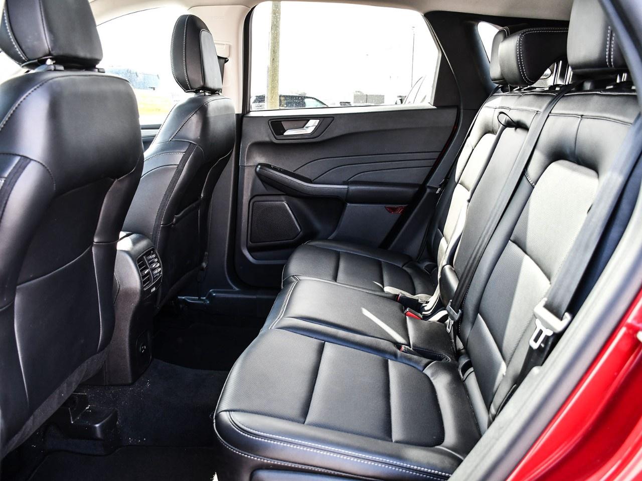2022 Ford Escape Titanium AWD Photo