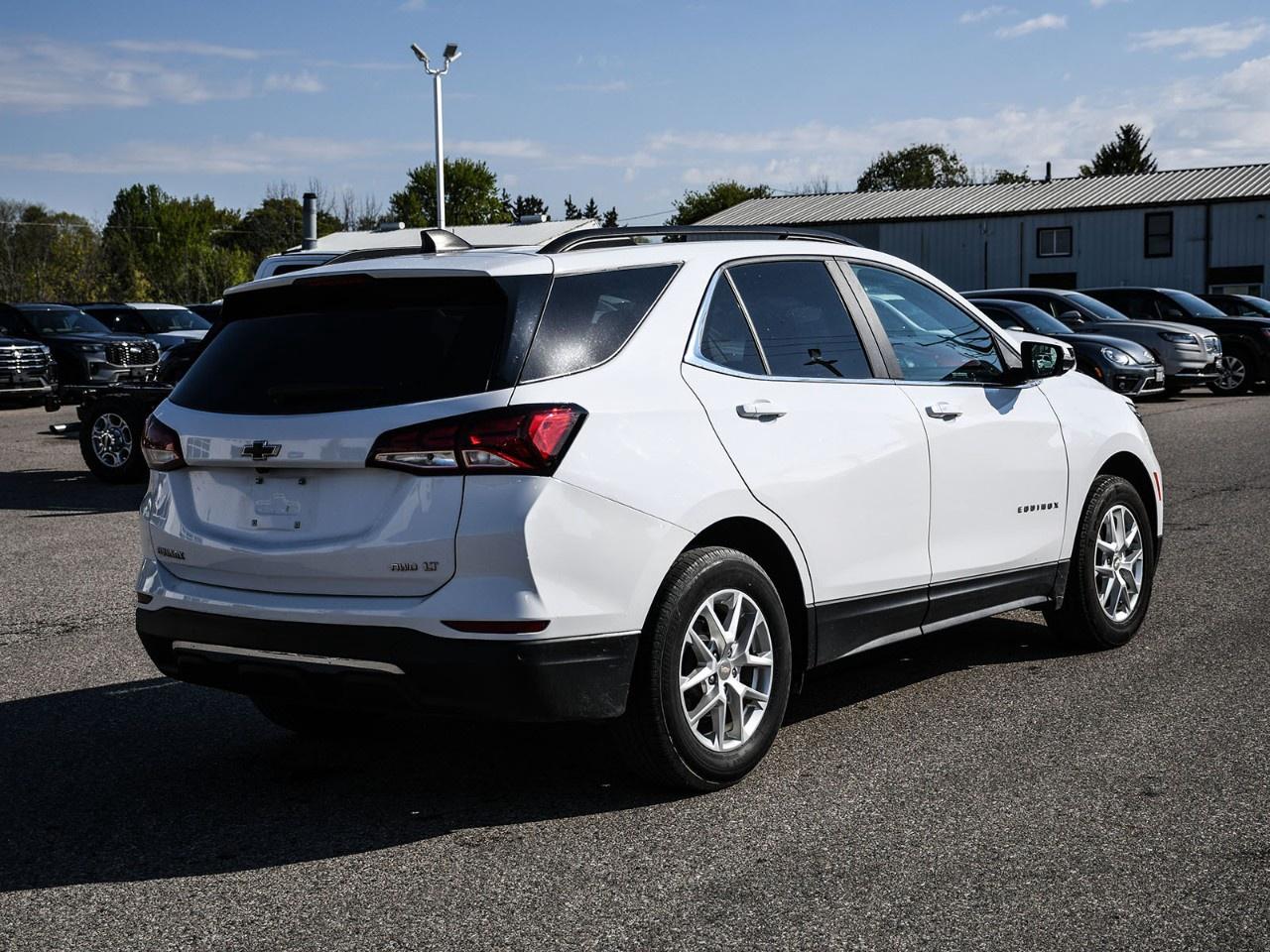 2022 Chevrolet Equinox AWD LT Photo