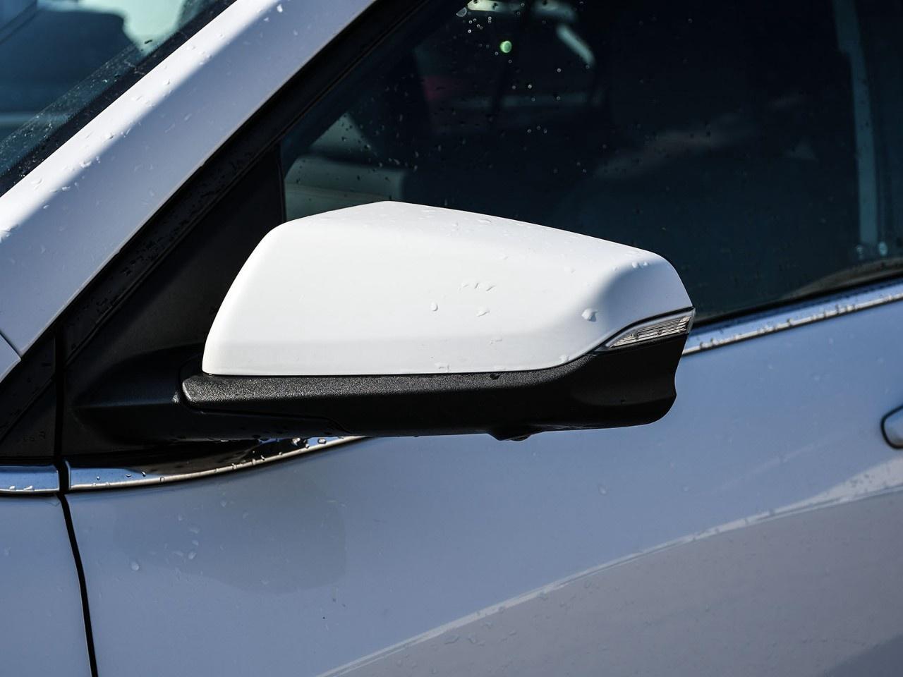 2022 Chevrolet Equinox AWD LT Photo