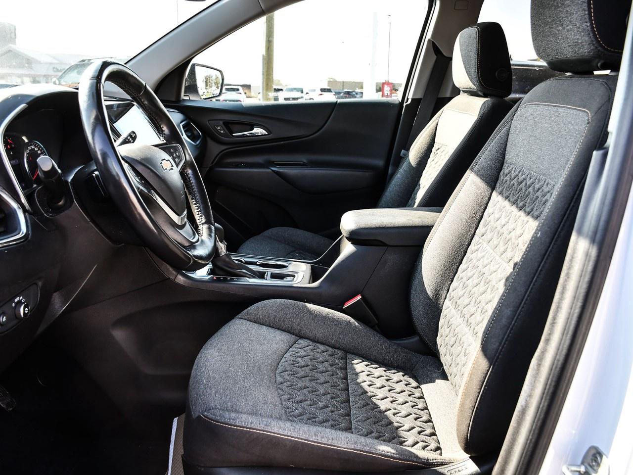 2022 Chevrolet Equinox AWD LT Photo