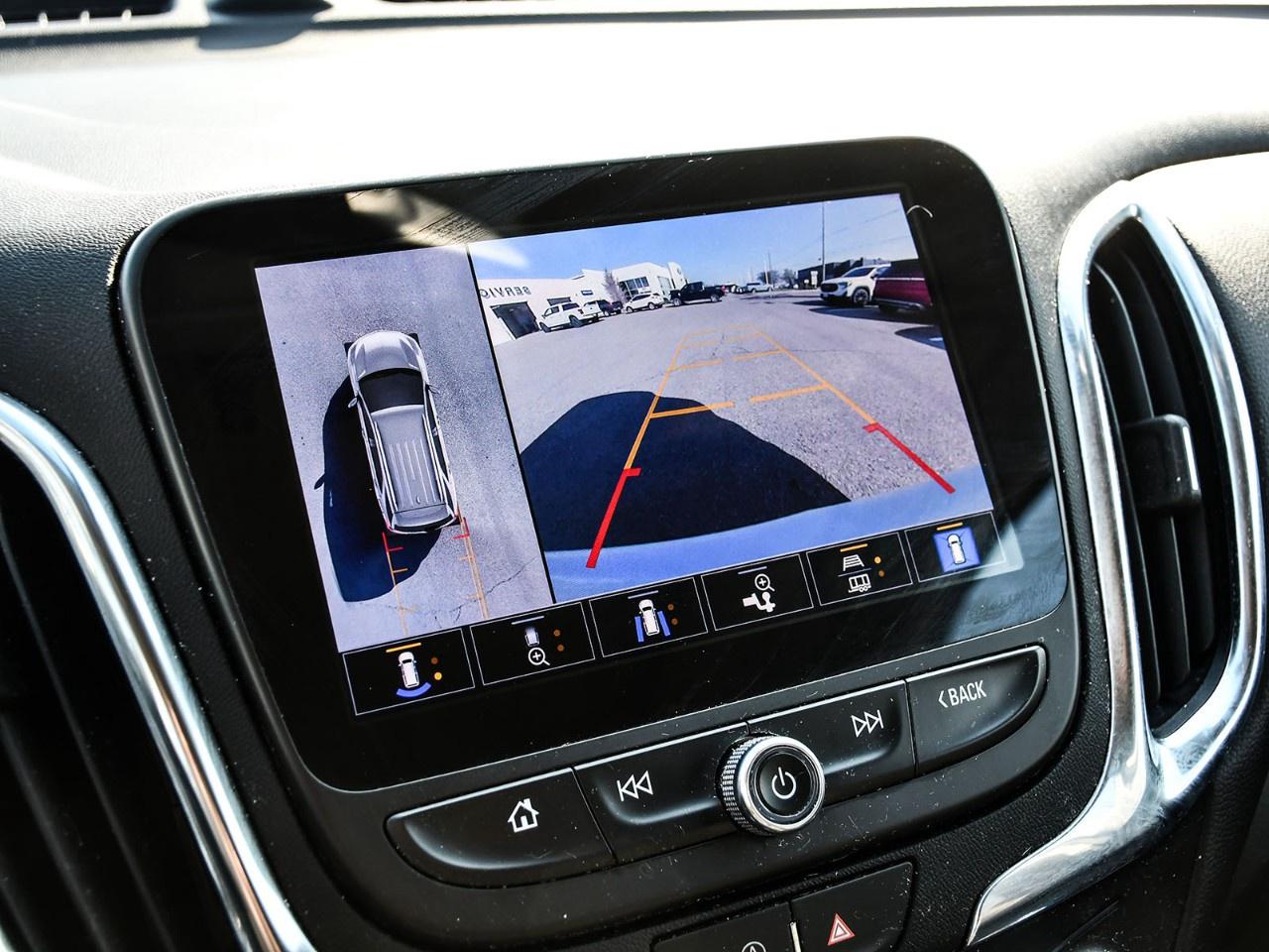 2022 Chevrolet Equinox AWD LT Photo