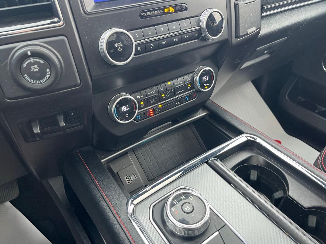 2021 Ford Expedition LIMITED MAX 4X4 Photo