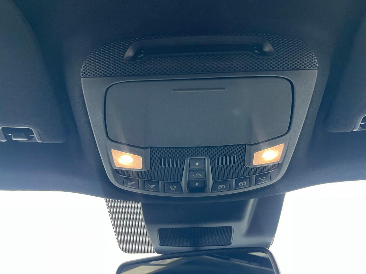 2021 Ford Expedition LIMITED MAX 4X4 Photo
