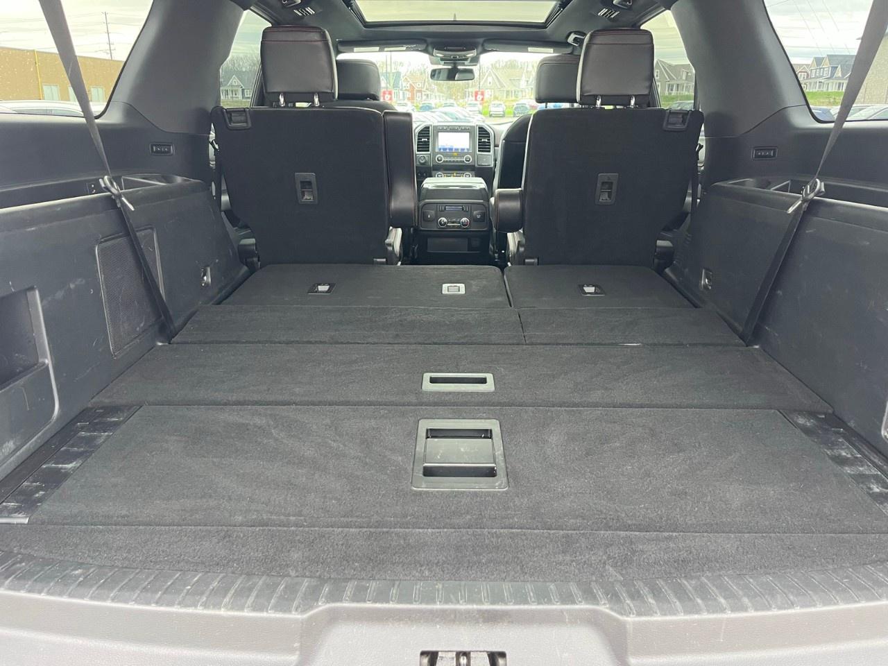 2021 Ford Expedition LIMITED MAX 4X4 Photo