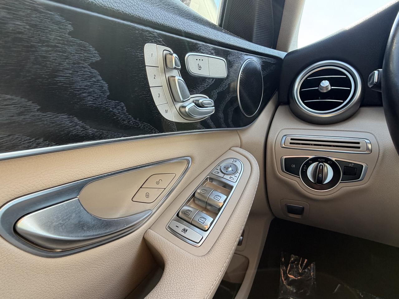 2020 Mercedes-Benz C-Class C 300 4MATIC Sedan Photo