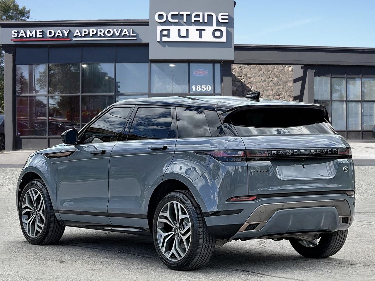 2020 Land Rover Evoque P250 First Edition Photo3