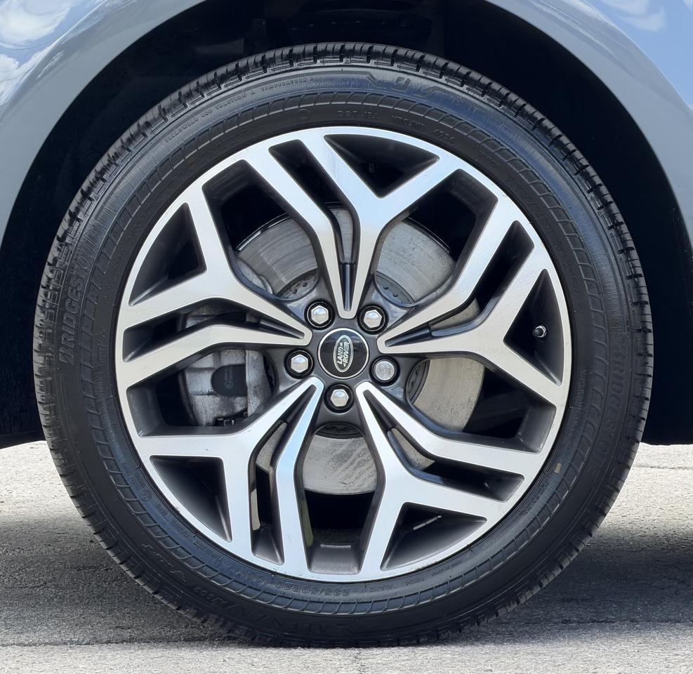 2020 Land Rover Evoque P250 First Edition Photo