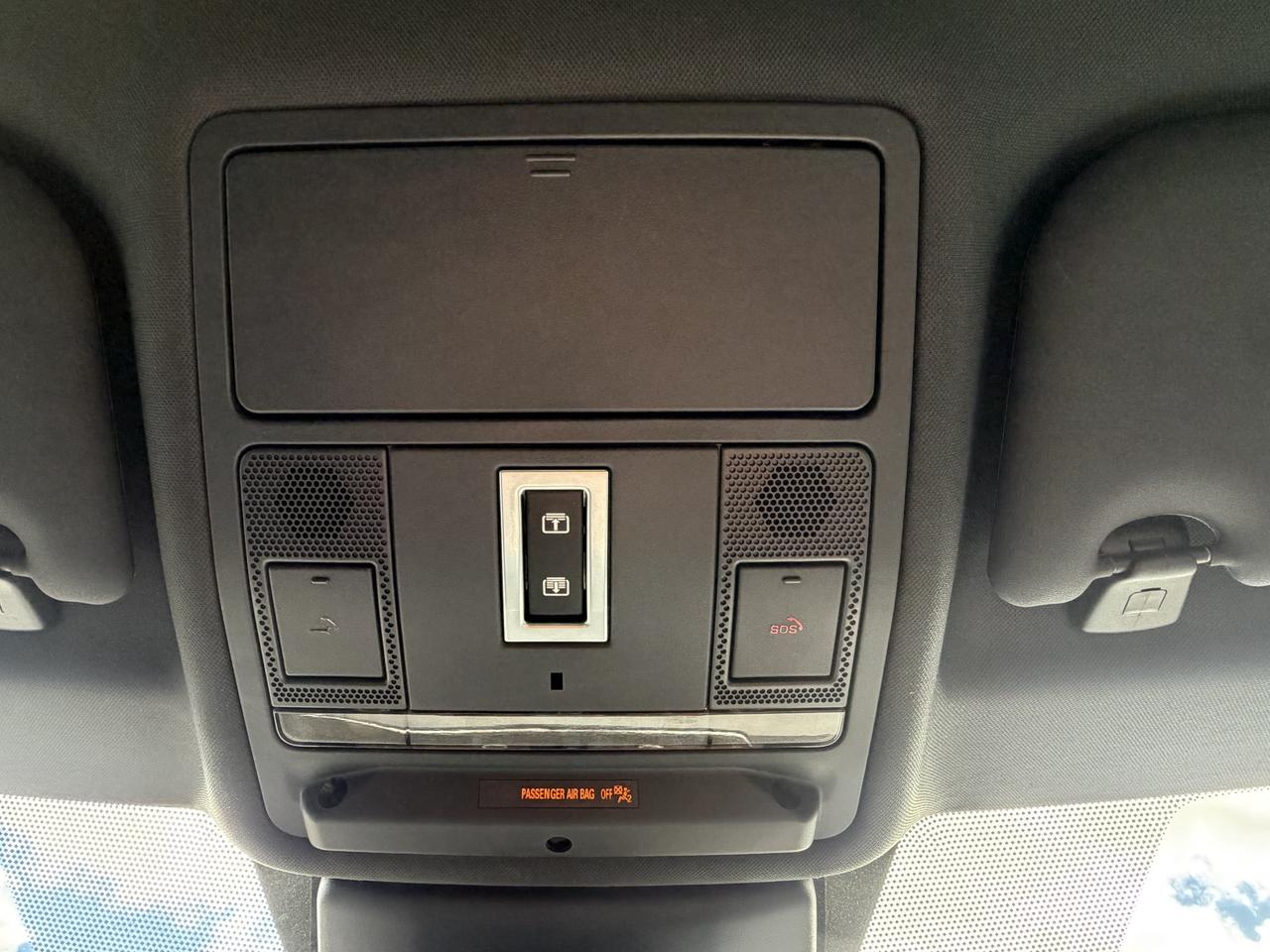 2020 Land Rover Evoque P250 First Edition Photo