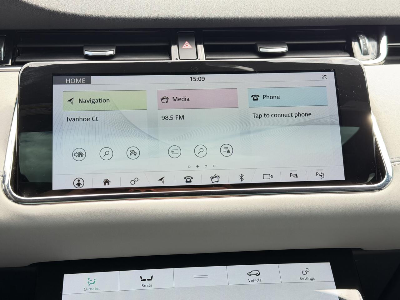 2020 Land Rover Evoque P250 First Edition Photo