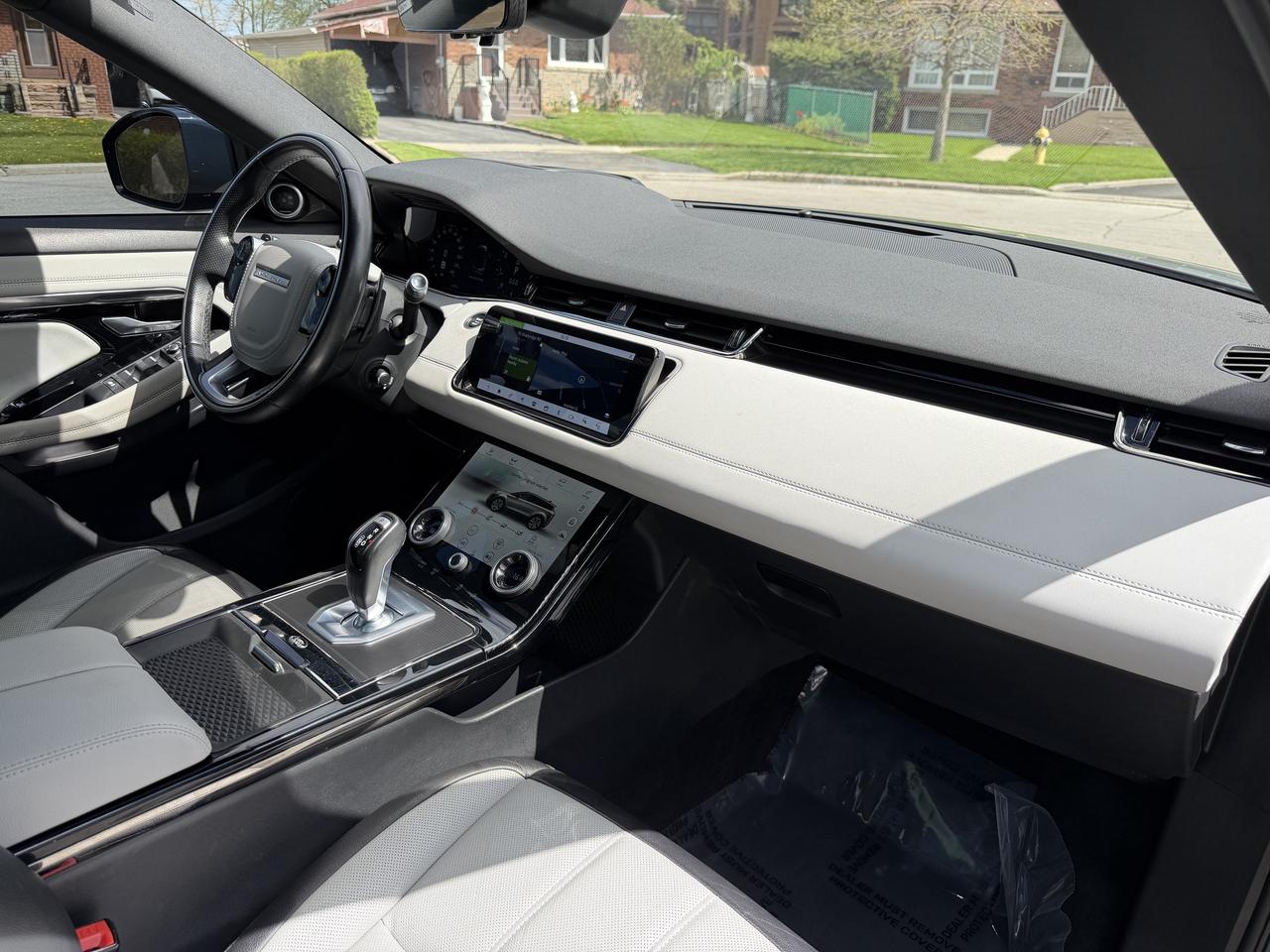 2020 Land Rover Evoque P250 First Edition Photo