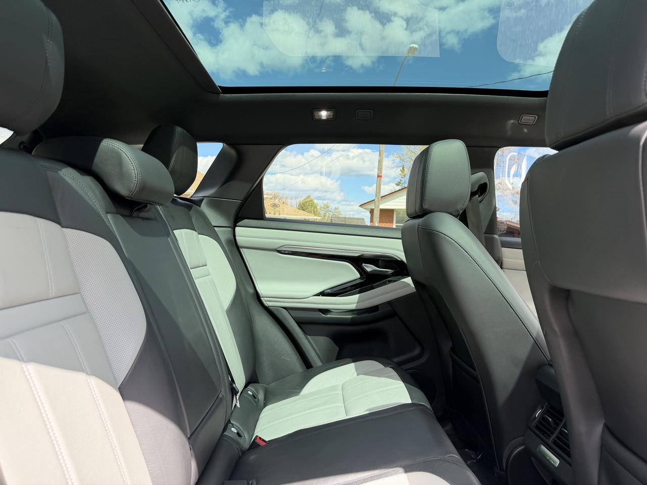 2020 Land Rover Evoque P250 First Edition Photo
