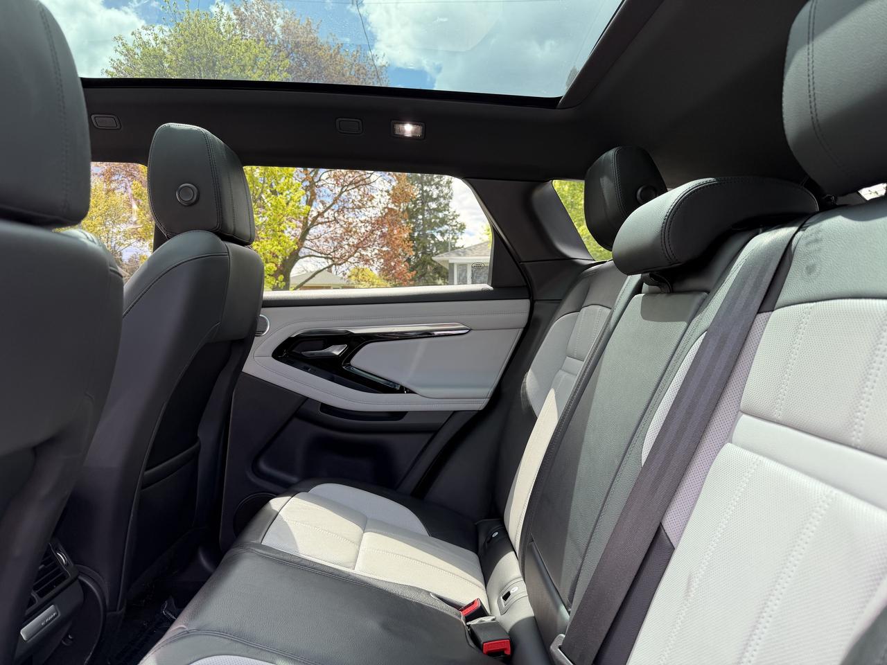 2020 Land Rover Evoque P250 First Edition Photo