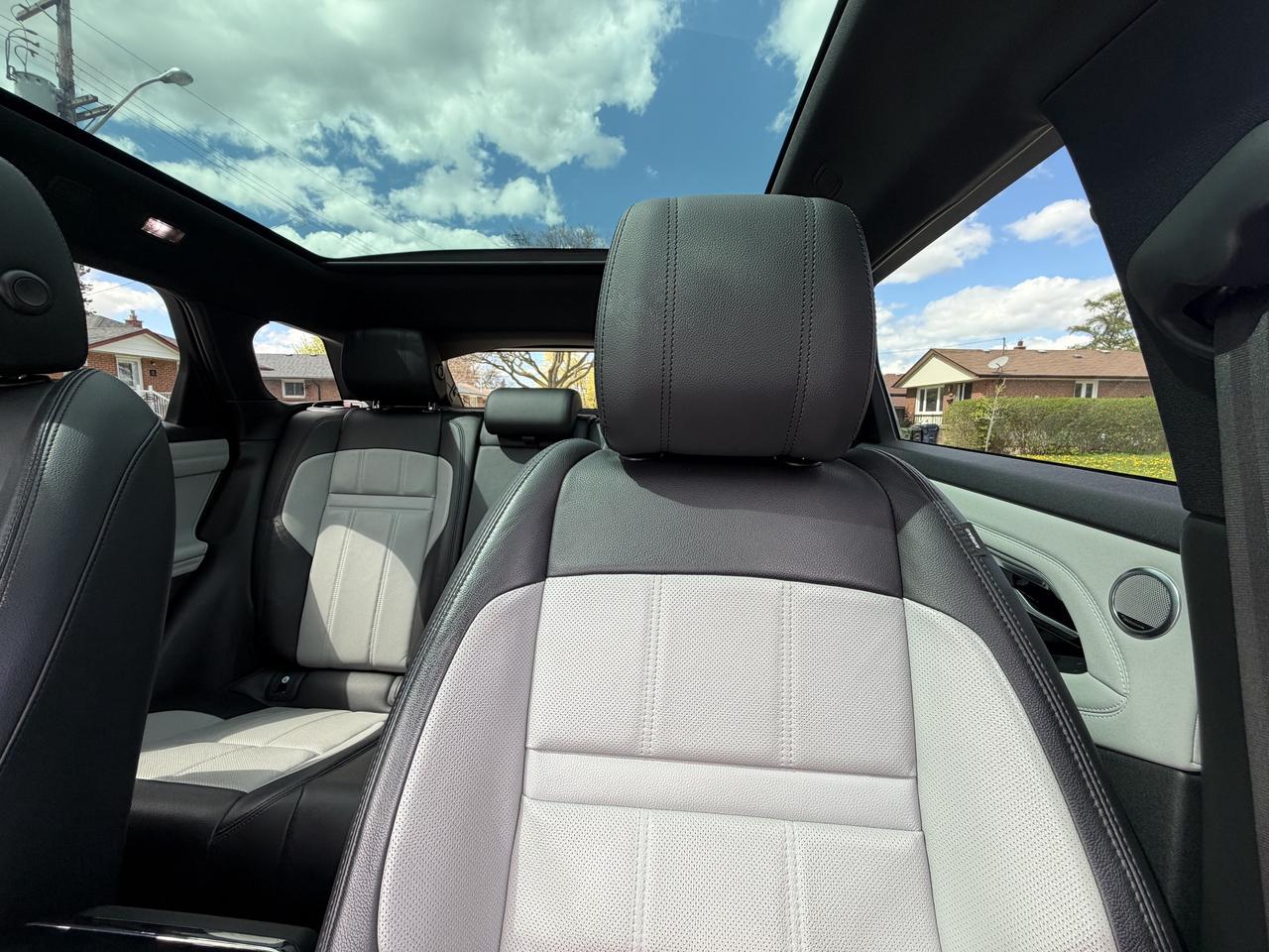 2020 Land Rover Evoque P250 First Edition Photo