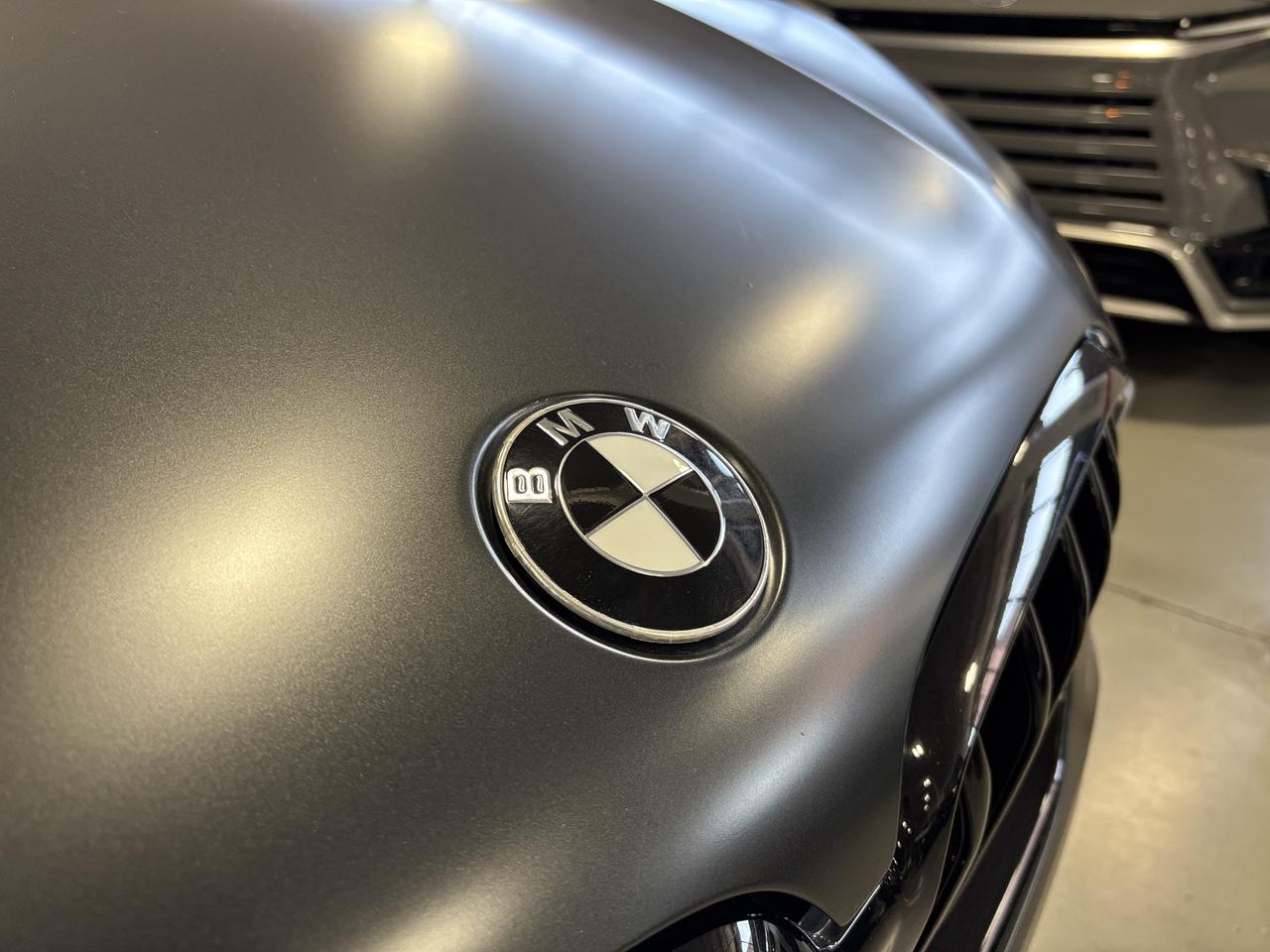2020 BMW X6 M50i|xDrive|TWINTURBOV8|MATTEWRAP|WHITELEATHER|HUD Photo4