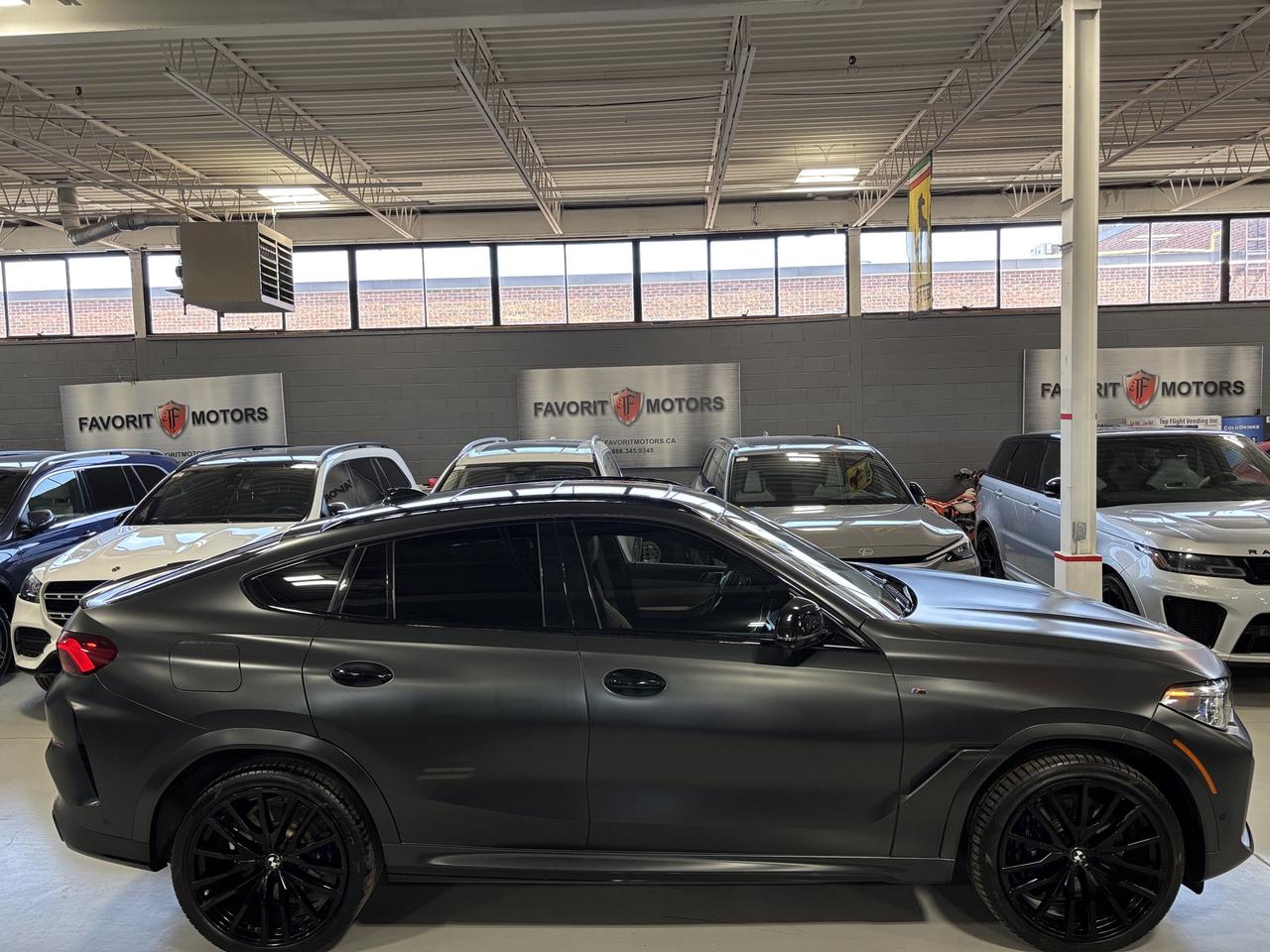 2020 BMW X6 M50i|xDrive|TWINTURBOV8|MATTEWRAP|WHITELEATHER|HUD Photo