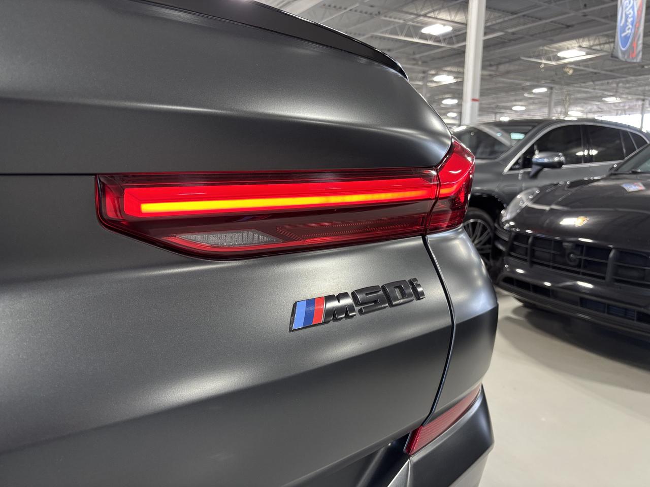 2020 BMW X6 M50i|xDrive|TWINTURBOV8|MATTEWRAP|WHITELEATHER|HUD Photo