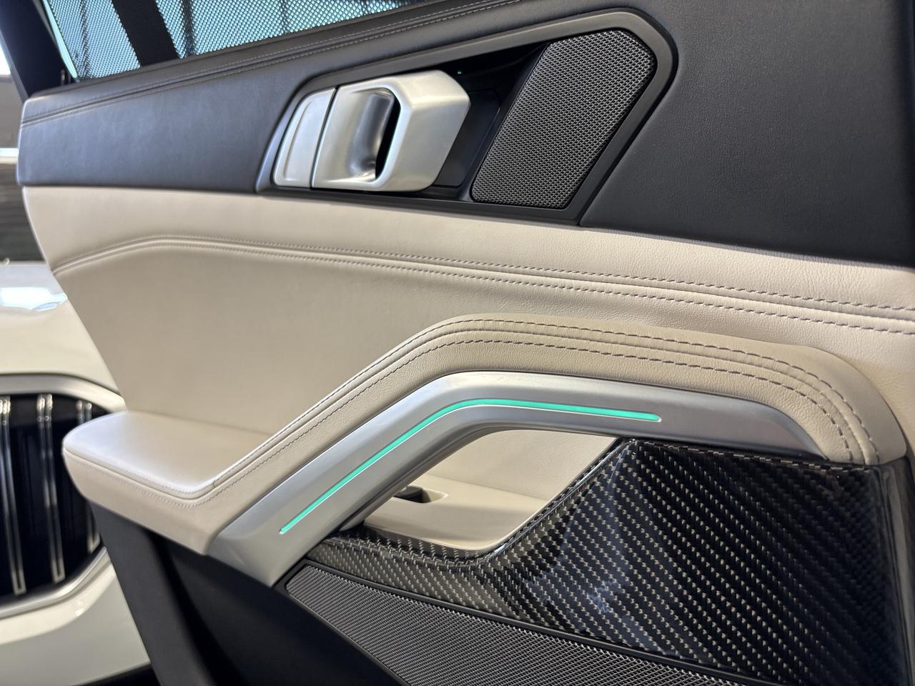 2020 BMW X6 M50i|xDrive|TWINTURBOV8|MATTEWRAP|WHITELEATHER|HUD Photo