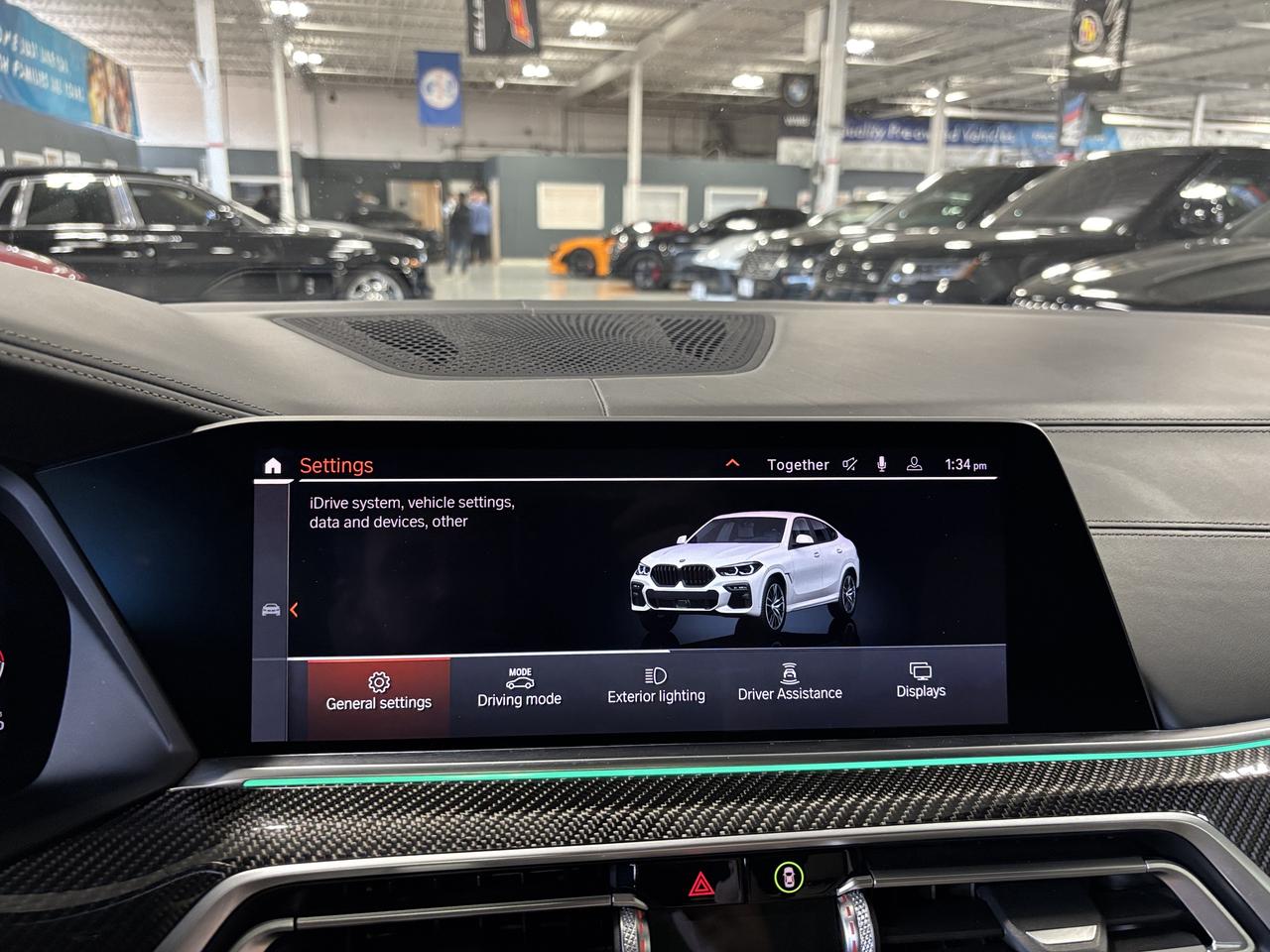 2020 BMW X6 M50i|xDrive|TWINTURBOV8|MATTEWRAP|WHITELEATHER|HUD Photo
