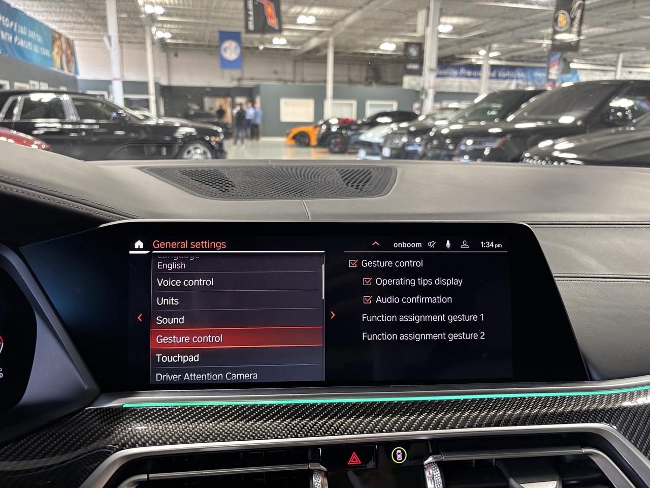2020 BMW X6 M50i|xDrive|TWINTURBOV8|MATTEWRAP|WHITELEATHER|HUD Photo