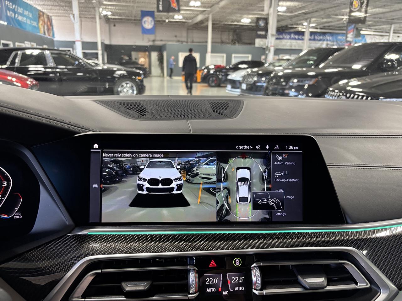 2020 BMW X6 M50i|xDrive|TWINTURBOV8|MATTEWRAP|WHITELEATHER|HUD Photo