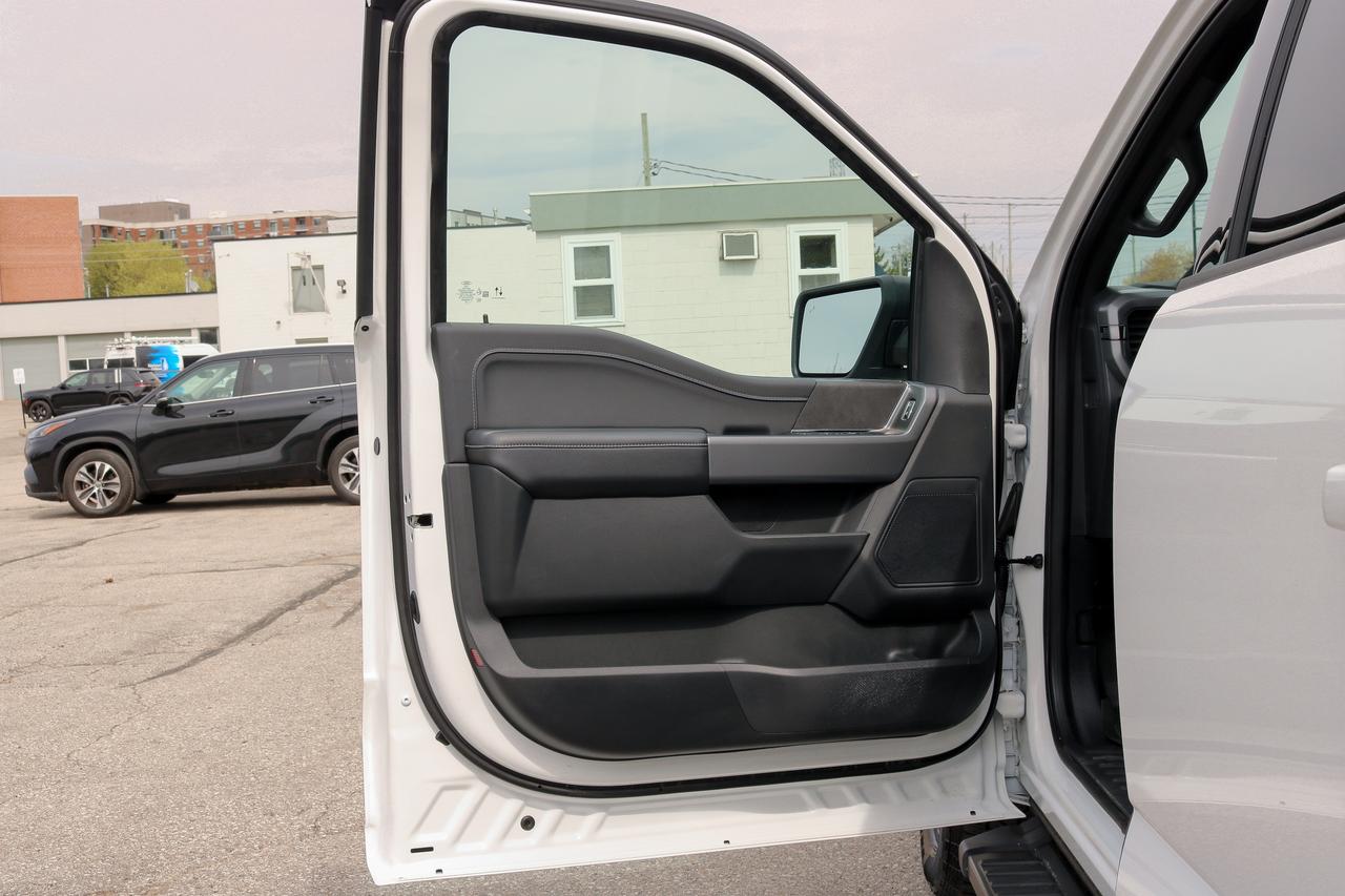 2025 Ford F-150 XLT 4WD SuperCrew 5.5' Box | NAVIGATION | Photo
