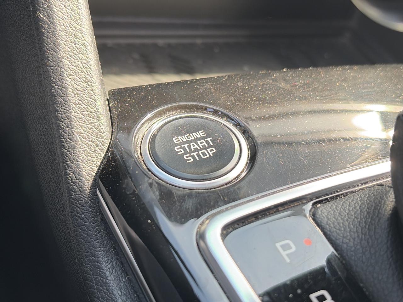 2023 Kia Sportage EX AWD, LEATHER, SUNROOF, REMOTE START! - Photo #19