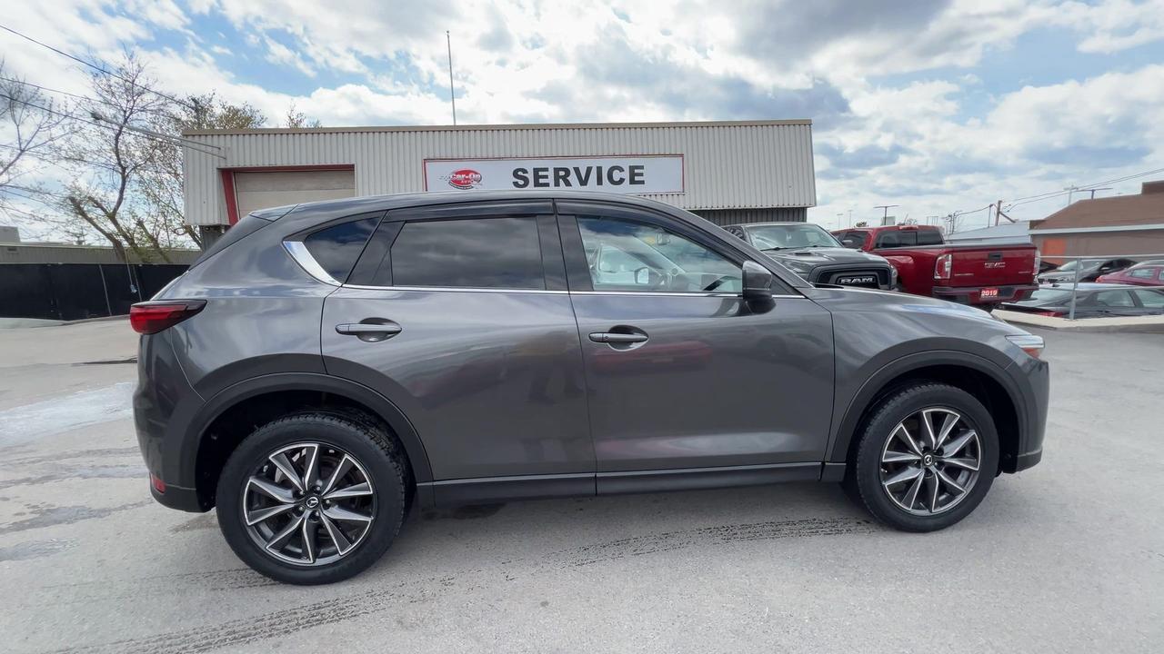 2017 Mazda CX-5 GT AWD | HTD LEATHER | SUNROOF | HUD | ALLOYS Photo