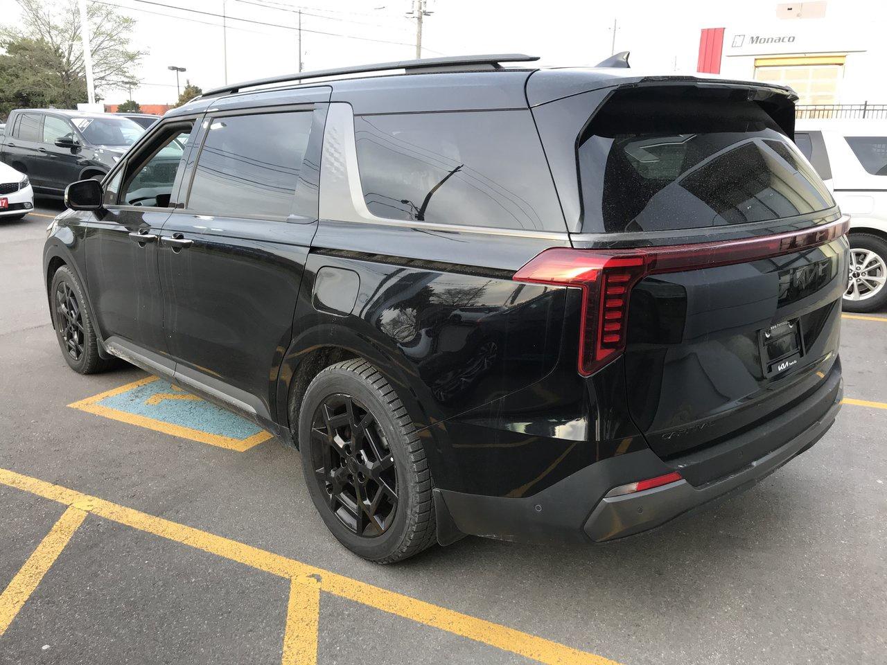 2026 Kia Carnival SX Pkg.   One Owner   No Accidents Photo