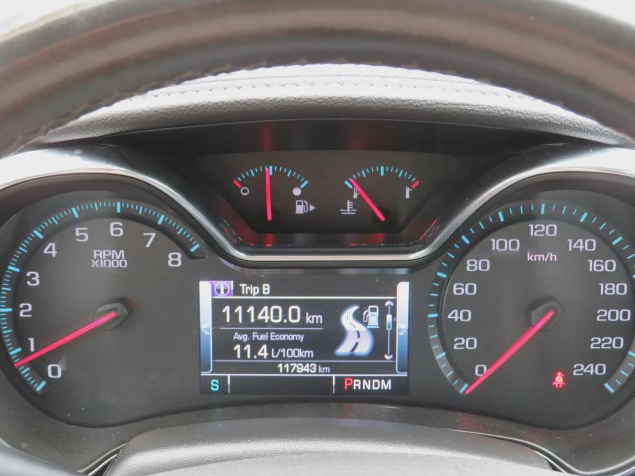 2016 Chevrolet Impala LT | Clean Carfax Report | Alloy Rims | Leather Trim | Power Seats | Digital Touchscreen | Reverse Camera | Photo