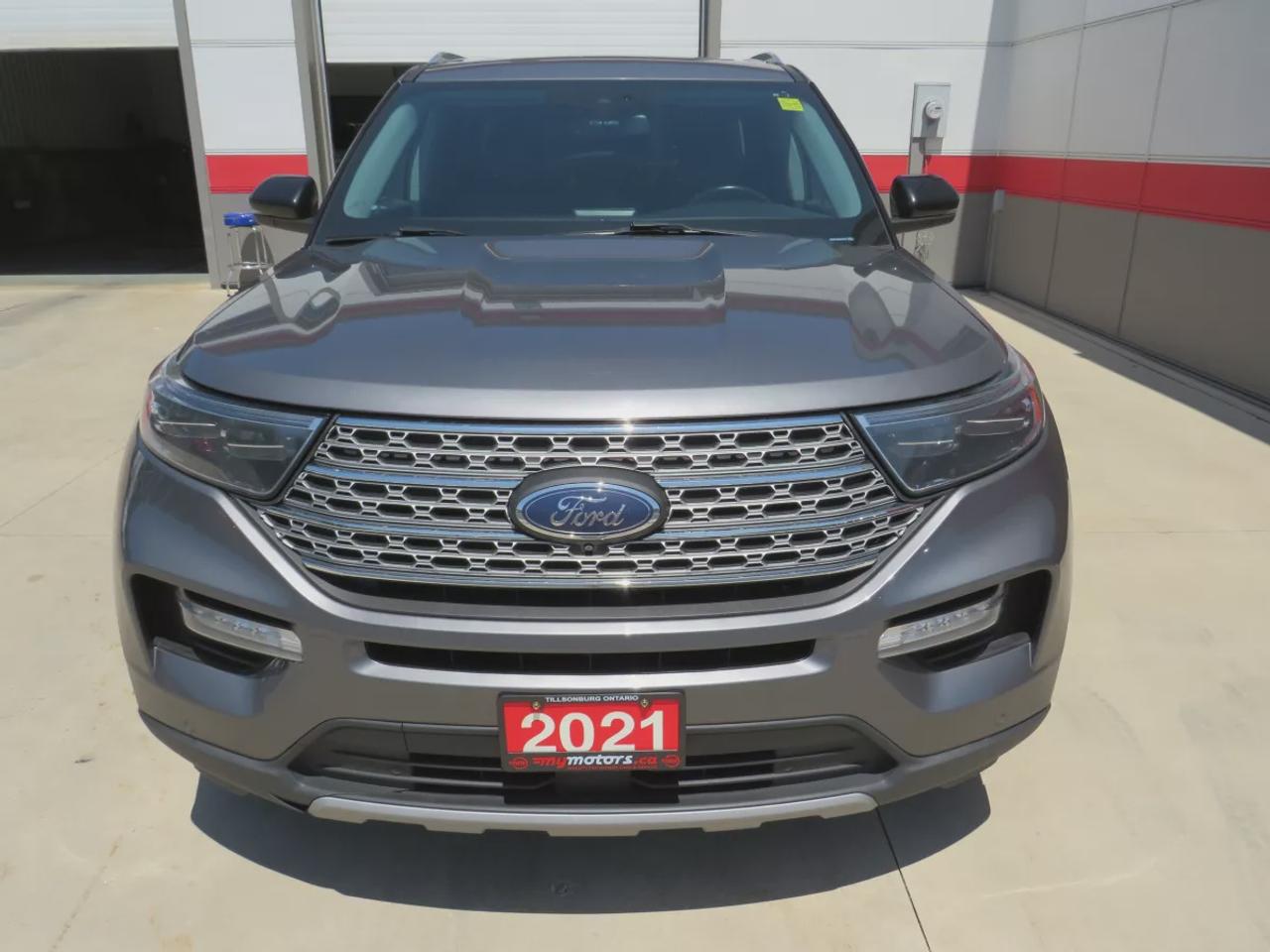 2021 Ford Explorer Limited | Clean Carfax Report | 6 Passenger | Tints | Trailer Hitch | Navigation | Leather | Power Tailgate | Photo