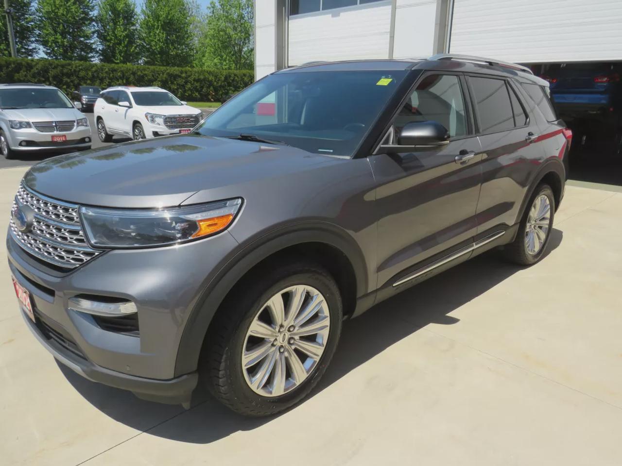 2021 Ford Explorer Limited | Clean Carfax Report | 6 Passenger | Tints | Trailer Hitch | Navigation | Leather | Power Tailgate | Photo