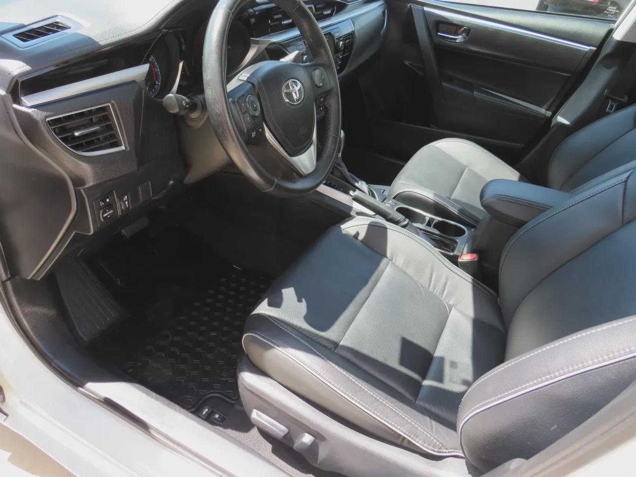 2014 Toyota Corolla S | Clean Title No Accidents | Leather | Sunroof | Alloy Rims | Digital Touchscreen | Heated Seats | Reverse Camera | Photo