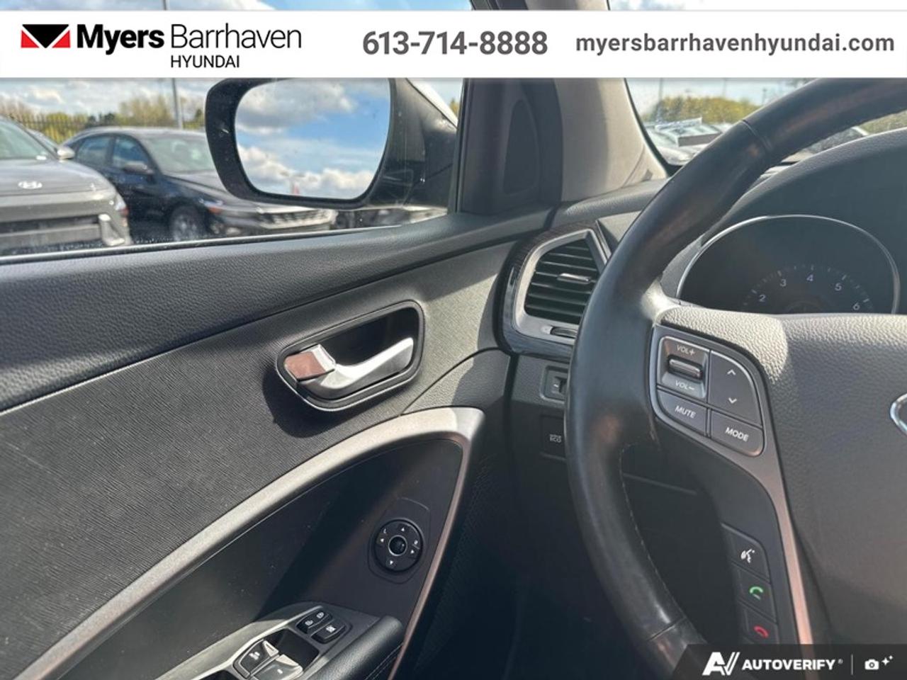 2014 Hyundai Santa Fe SPORT Photo