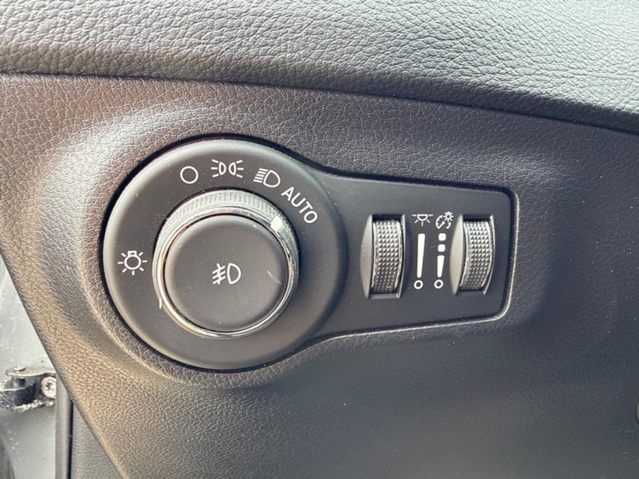 2019 Jeep Compass Trailhawk   - $173 B/W - Low Mileage Photo