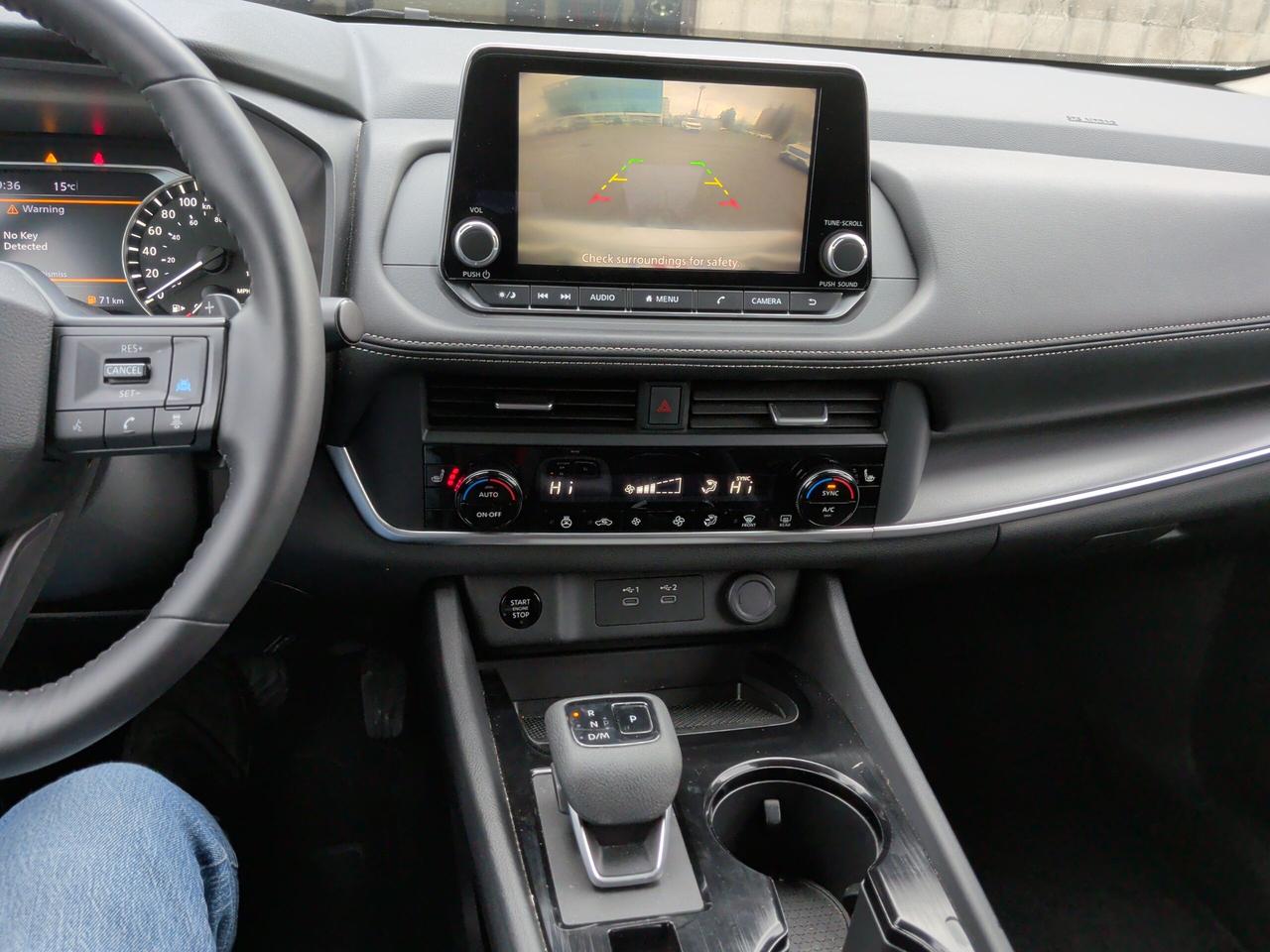 2025 Nissan Rogue SV MOONROOF