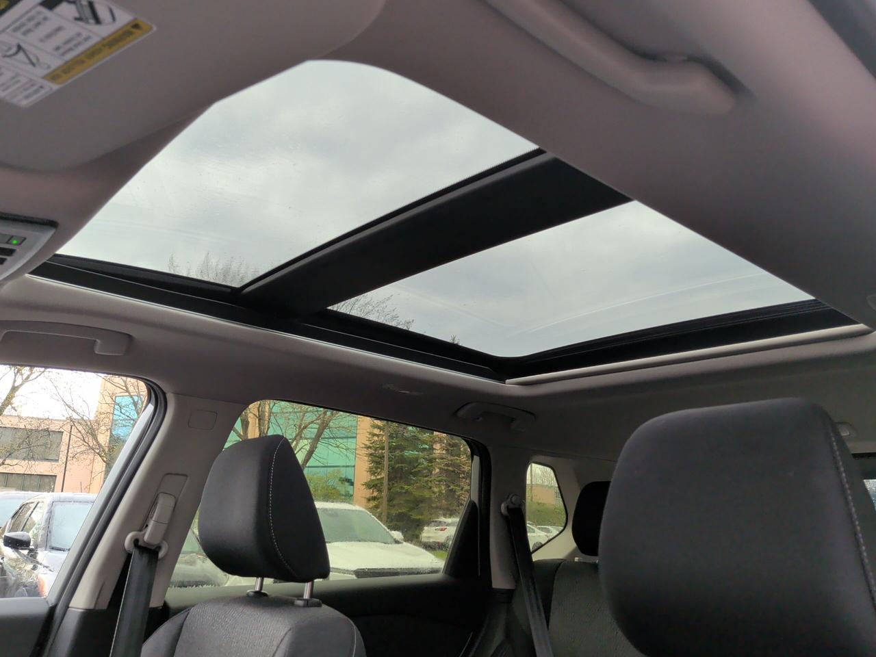 2025 Nissan Rogue AWD SV Moonroof