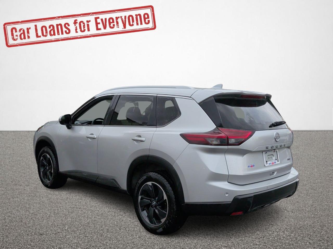 2025 Nissan Rogue SV MOONROOF Photo2