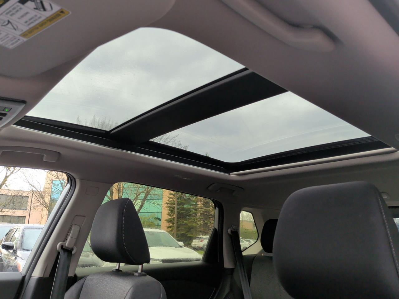 2025 Nissan Rogue AWD SV Moonroof