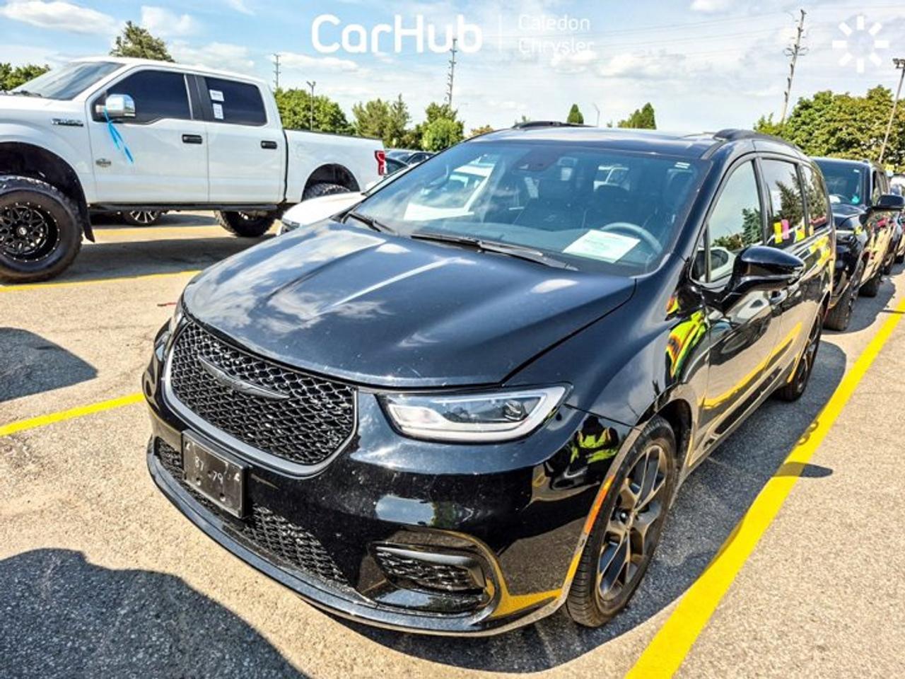 2024 Chrysler Pacifica Limited S Photo