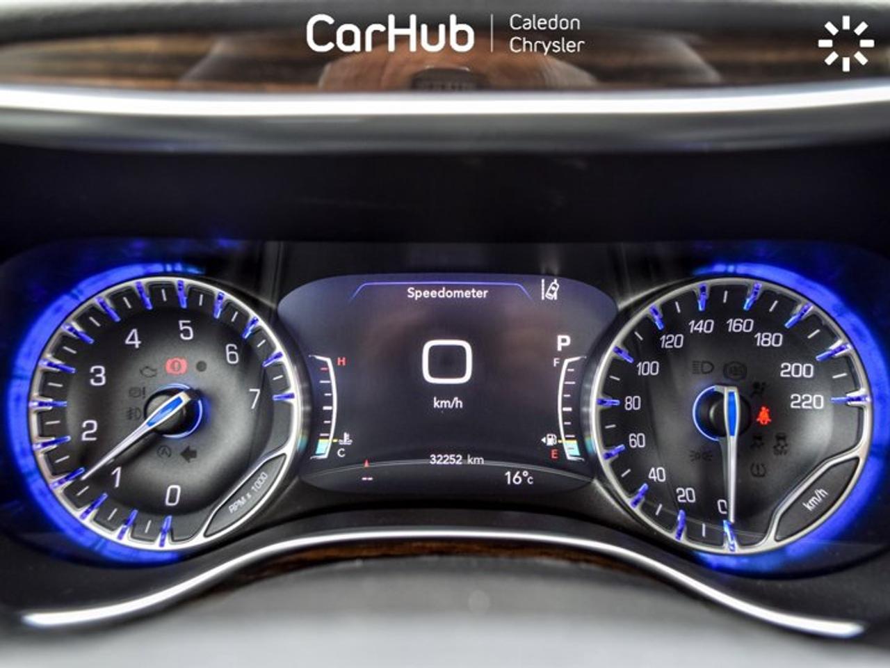2024 Chrysler Pacifica Limited 10.1"Display Pano Sunroof Leather Navigation Alloy Rims Photo