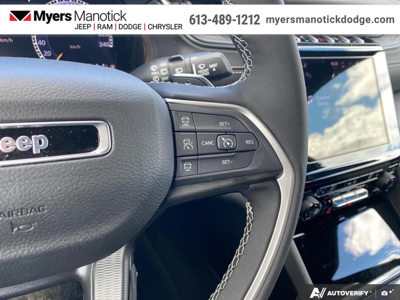2025 Jeep Grand Cherokee Altitude  - Sunroof Photo