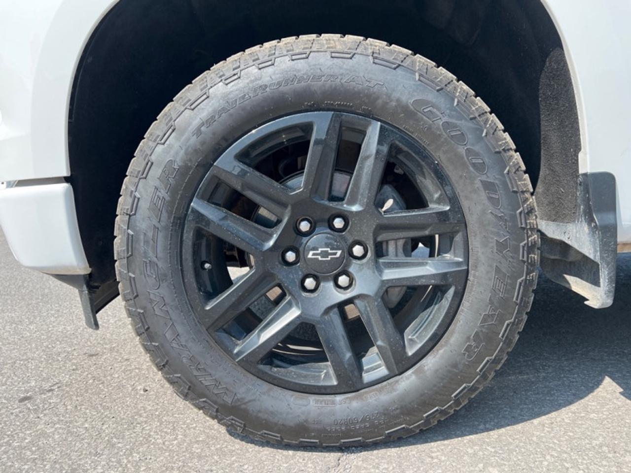 2023 Chevrolet Silverado 1500 RST  - Fog Lights Photo