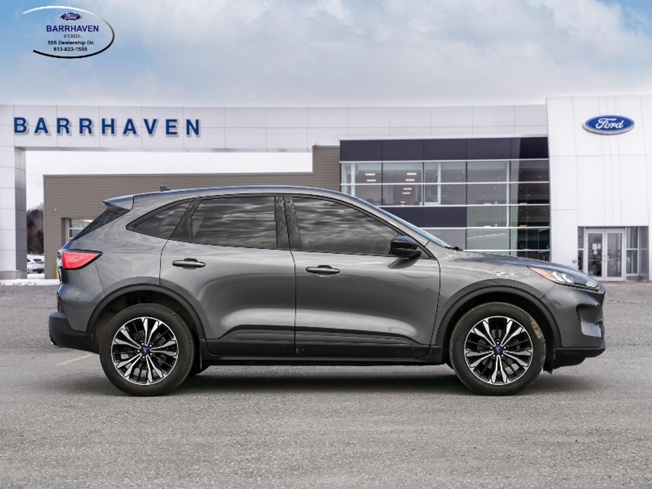 2022 Ford Escape SE Photo