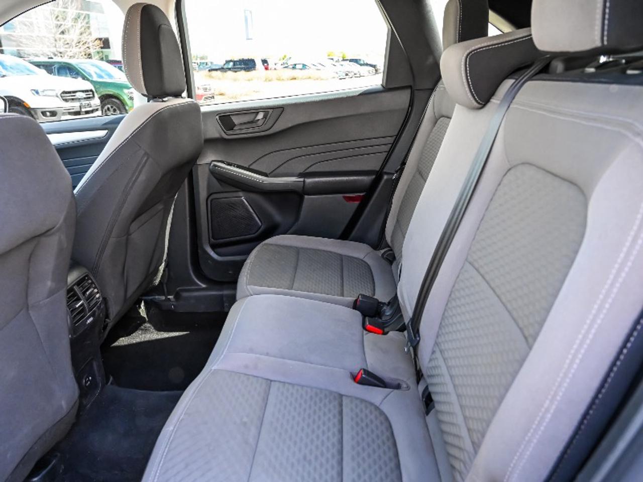 2022 Ford Escape SE Photo
