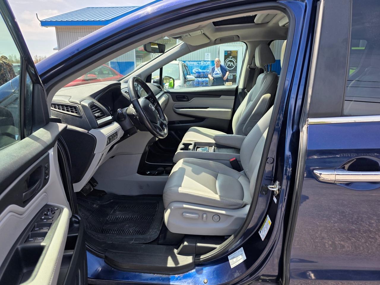 2018 Honda Odyssey EX-L Photo