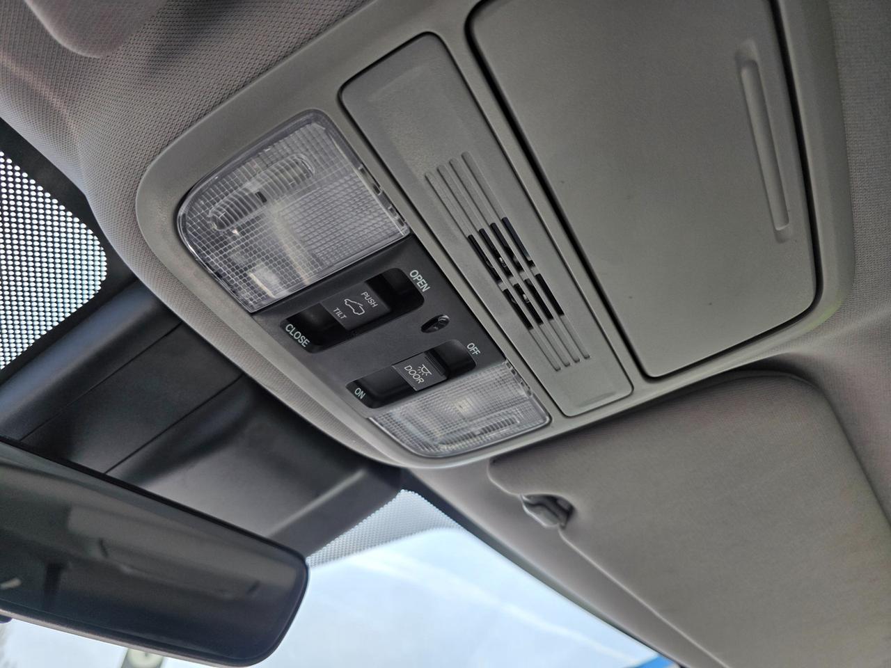 2018 Honda Odyssey EX-L Photo
