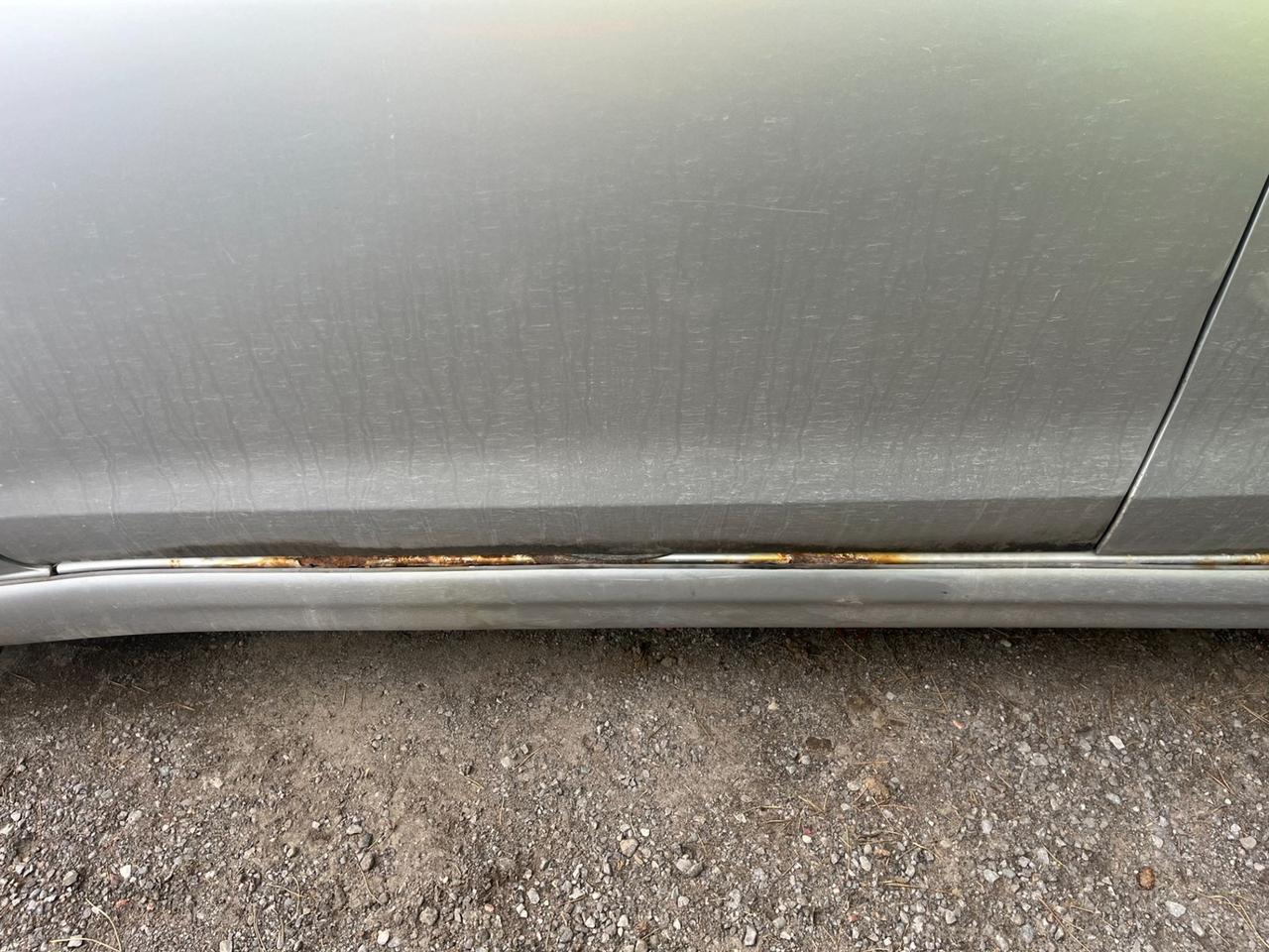 14043618