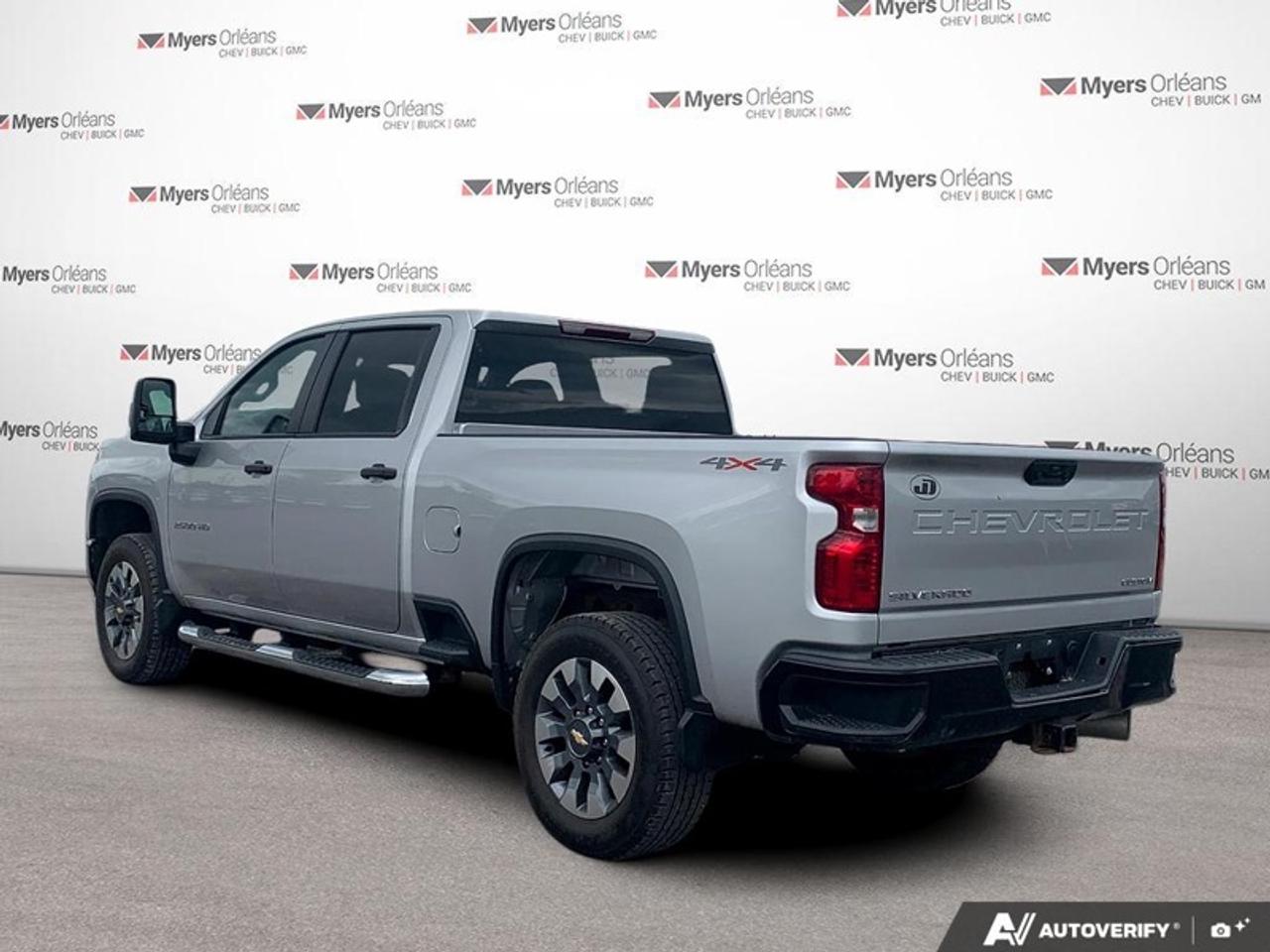 2023 Chevrolet Silverado 2500 HD Custom  - Low Mileage Photo2