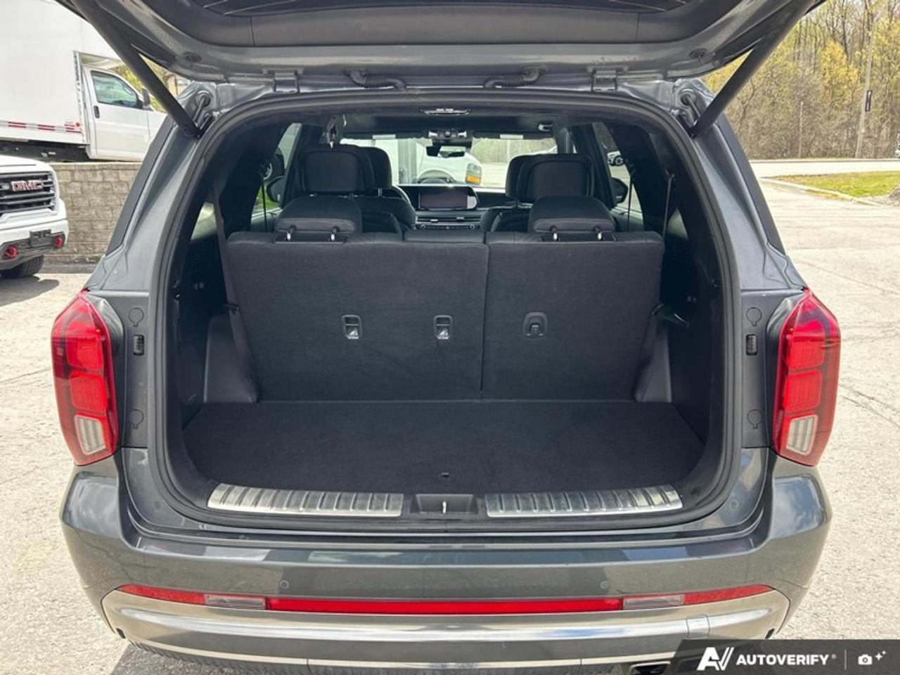 2024 Hyundai PALISADE Ultimate Calligraphy  -  Cooled Seats Photo